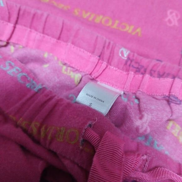 Flannel pajama set by © Victoria's Secret - Size: Small (0871) - Picture 4 of 6
